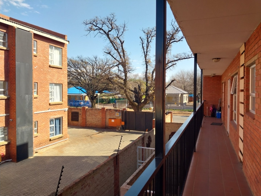 2 Bedroom Property for Sale in Bult South North West